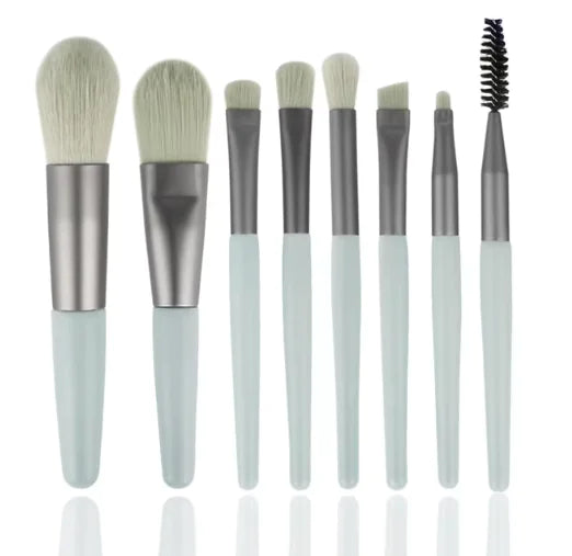 Essentielles Pinselset für Make-up